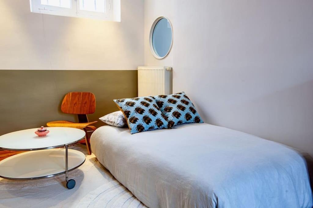 Charmant Appartement Au Coeur De Paris Luaran gambar