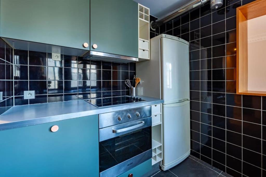 Charmant Appartement Au Coeur De Paris Luaran gambar
